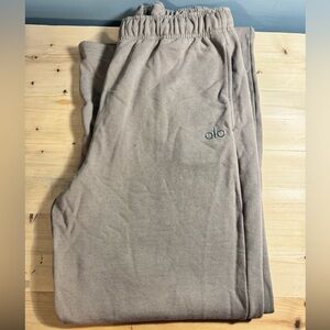 ALO Yoga Men’s Taupe/Beige Fleece Joggers